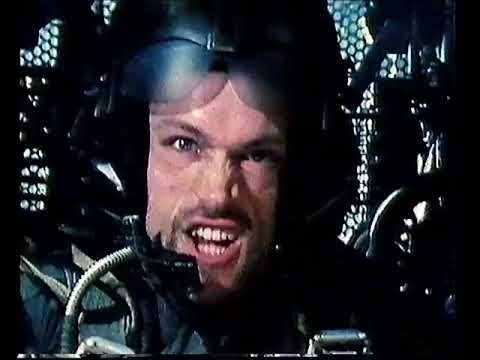 Trailer Moon 44 (Intruder)