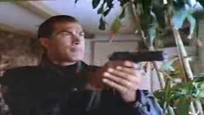 Trailer Hard to Kill