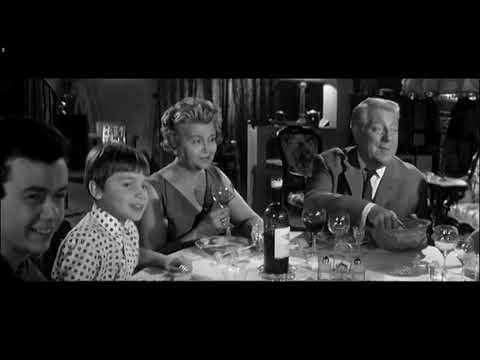 Trailer That Tender Age (L'âge ingrat)