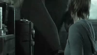 Trailer Cold Prey