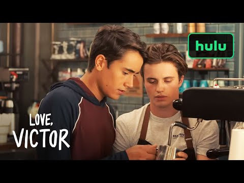 Trailer Love, Victor