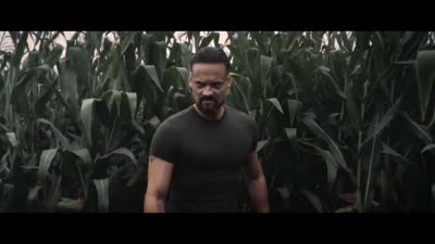 Trailer Escape the Field