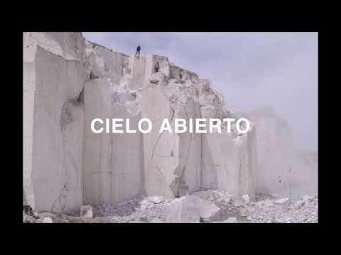 Trailer Upon Open Sky (A cielo abierto)