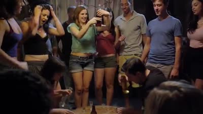 Trailer Alpha House