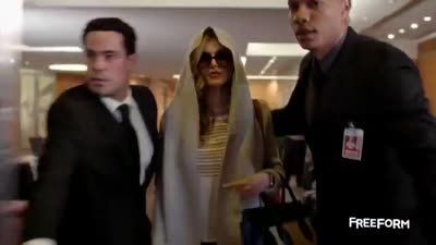 Trailer Famous in Love