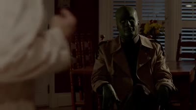 Trailer People of Earth
