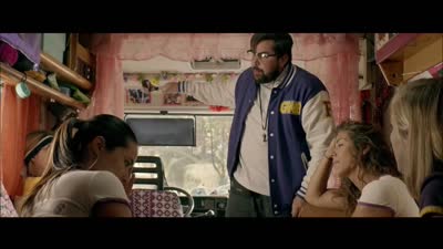 Trailer Girls with Balls