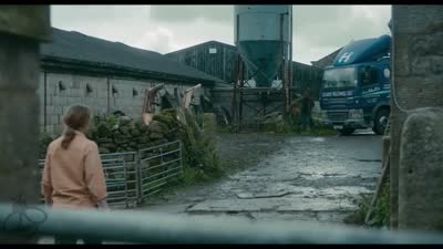 Trailer Dark River