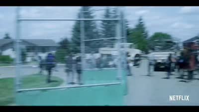 Trailer Black Summer